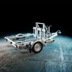 mobiele Cameramast / bewakingskast indutrade bouwplaatsinrichting trailer achteraanzicht