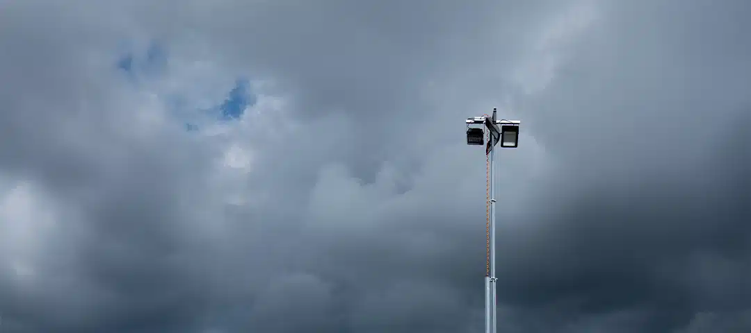 5 Tips Voor Het Plaatsen Van Lichtmasten 2 Waarom Stabiliteit Belangrijker Is Dan Ooit Bij Lichtmasten