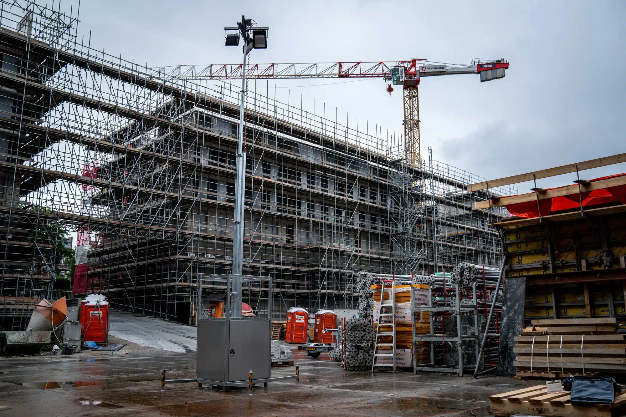 Sirius Pro mobiele lichtmast op een bouwplaats